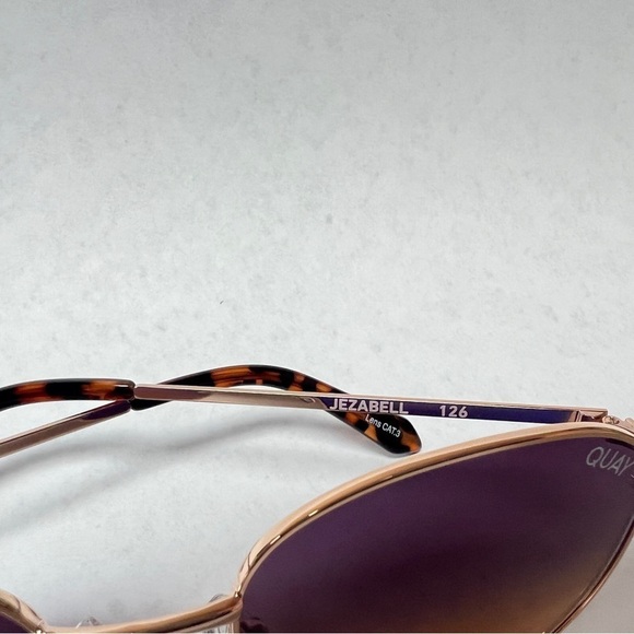 Quay Australia Jezabell Oversized Round Sunglasses Gold Purple Ombré - Picture 6 of 8